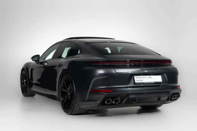 Porsche Panamera (2025) thumbnail 2