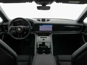 Porsche Panamera (2025) thumbnail 9