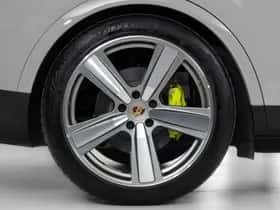 Porsche Cayenne (2024) thumbnail 21
