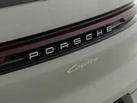 Porsche Cayenne (2024) thumbnail 28