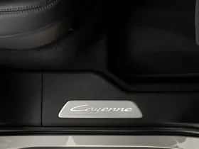 Porsche Cayenne (2024) thumbnail 32