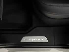 Porsche Cayenne (2024) thumbnail 35