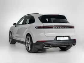 Porsche Cayenne (2024) thumbnail 6