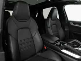 Porsche Cayenne (2024) thumbnail 8