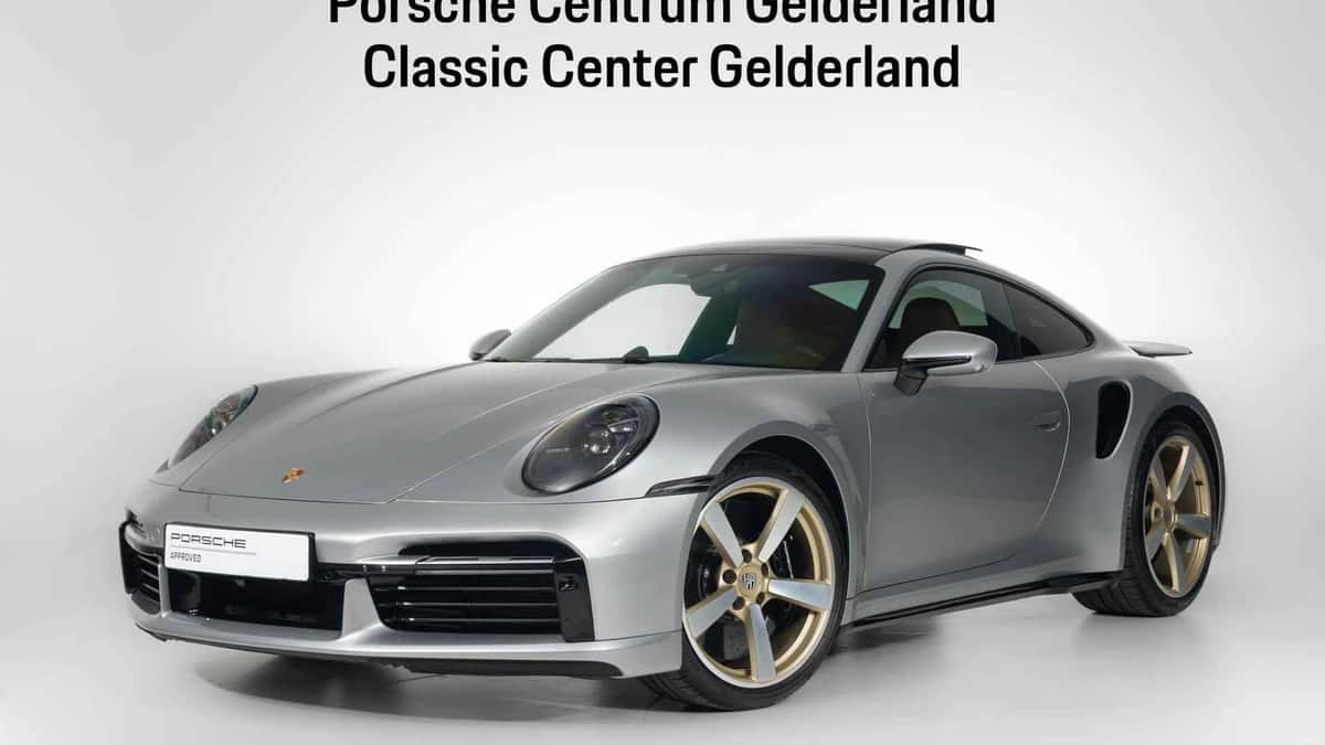 Porsche 911 (2021) — foto 1