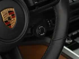 Porsche 911 (2021) thumbnail 22