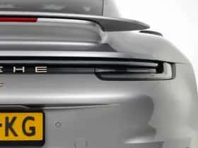Porsche 911 (2021) thumbnail 34