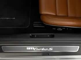 Porsche 911 (2021) thumbnail 41