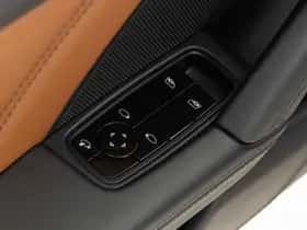 Porsche 911 (2021) thumbnail 43