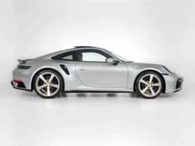 Porsche 911 (2021) thumbnail 10