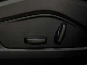 Porsche Macan (2026) thumbnail 41
