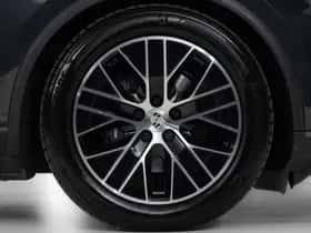 Porsche Macan (2026) thumbnail 46