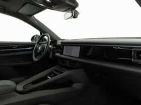 Porsche Macan (2026) thumbnail 7