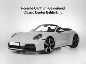 Porsche 911 (2025)