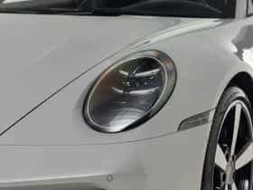 Porsche 911 (2025) thumbnail 24