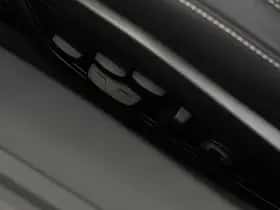 Porsche 911 (2025) thumbnail 40