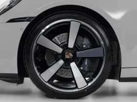 Porsche 911 (2025) thumbnail 48