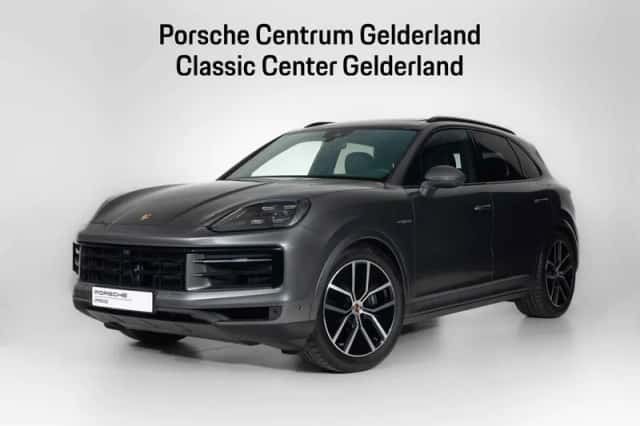 Porsche Cayenne (2025) thumbnail 1