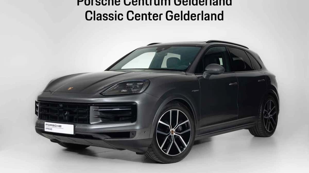 Porsche Cayenne (2025) — foto 1