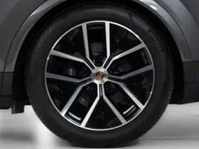 Porsche Cayenne (2025) thumbnail 49
