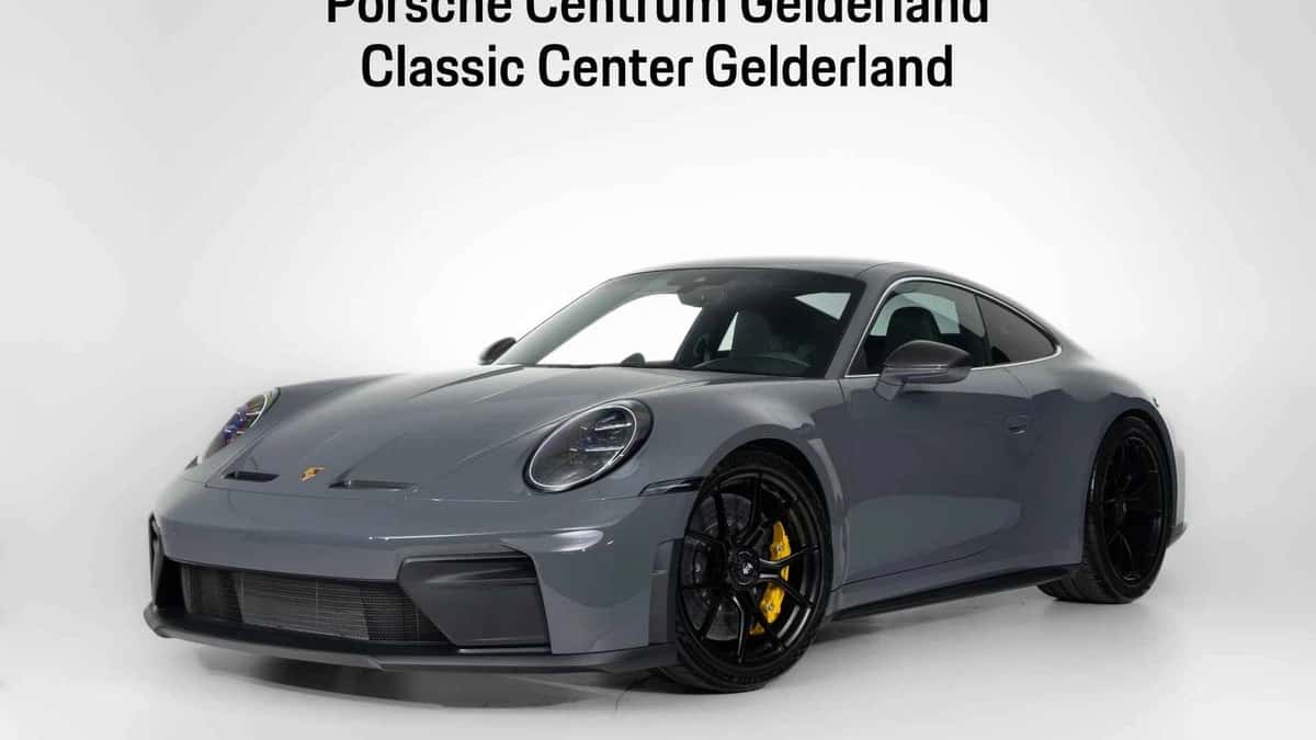 Porsche 911 (2025) — foto 1