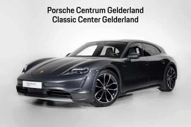 Porsche Taycan (2022) thumbnail 1