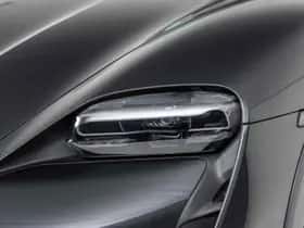 Porsche Taycan (2022) thumbnail 23