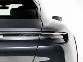 Porsche Taycan (2022) thumbnail 29