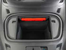 Porsche Taycan (2022) thumbnail 40