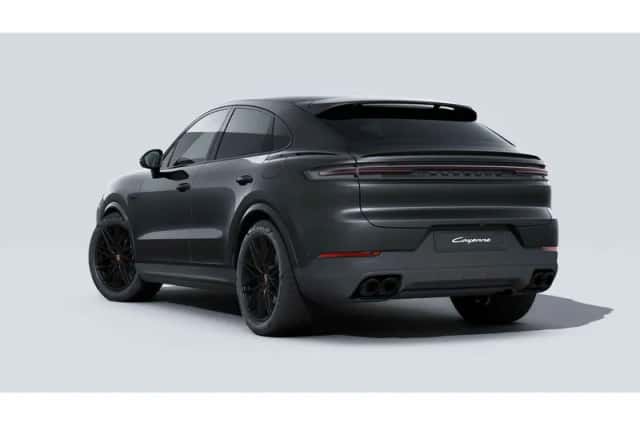 Porsche Cayenne (2025) thumbnail 2