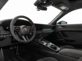 Porsche 911 (2026) thumbnail 3