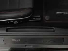 Porsche 911 (2026) thumbnail 33
