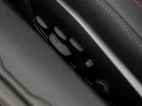 Porsche 911 (2026) thumbnail 40