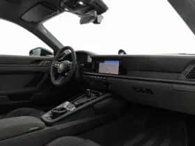 Porsche 911 (2026) thumbnail 7