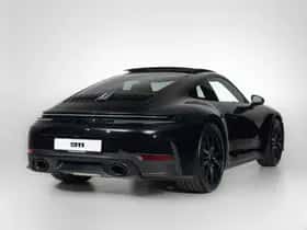 Porsche 911 (2026) thumbnail 2