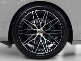 Porsche Cayenne (2026) thumbnail 52