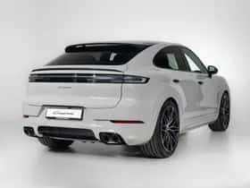 Porsche Cayenne (2026) thumbnail 2