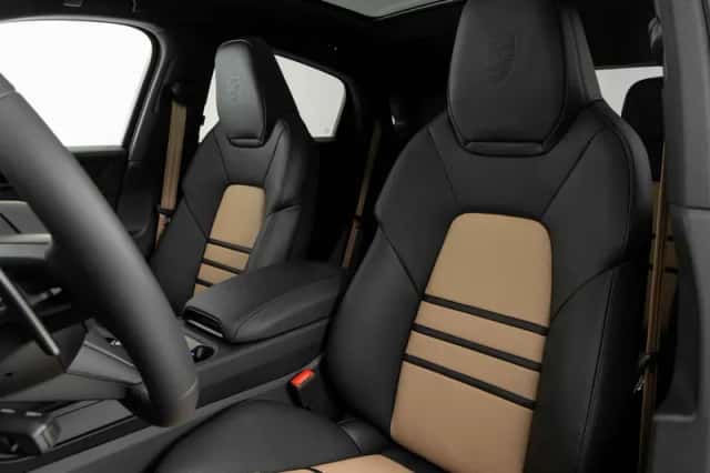 Porsche Cayenne (2026) thumbnail 4