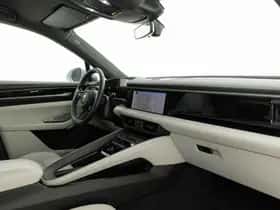 Porsche Macan (2024) thumbnail 7