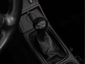 Porsche 911 (1993) thumbnail 16