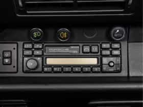 Porsche 911 (1993) thumbnail 17