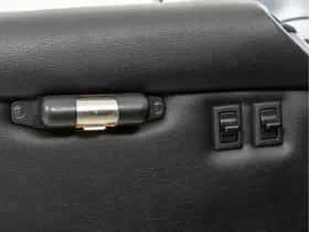 Porsche 911 (1993) thumbnail 35