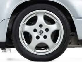 Porsche 911 (1993) thumbnail 44