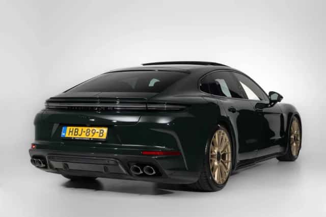 Porsche Panamera (2025) thumbnail 2