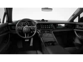 Porsche Panamera (2025) thumbnail 3