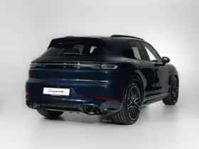 Porsche Cayenne (2026) thumbnail 2