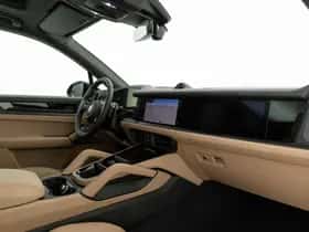 Porsche Cayenne (2026) thumbnail 7