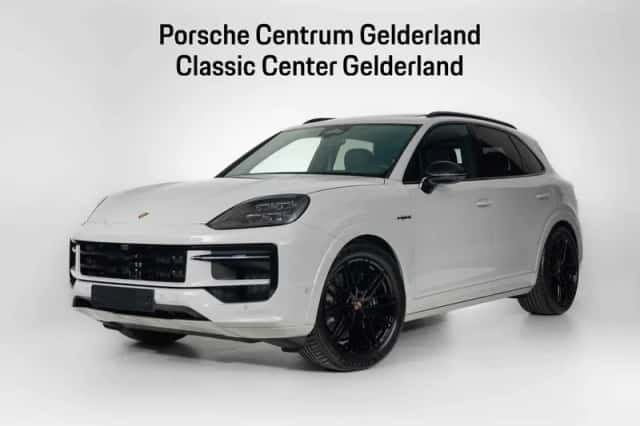 Porsche Cayenne (2026) thumbnail 1