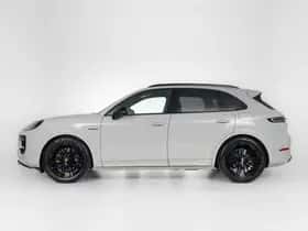 Porsche Cayenne (2026) thumbnail 11