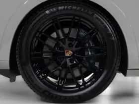 Porsche Cayenne (2026) thumbnail 50